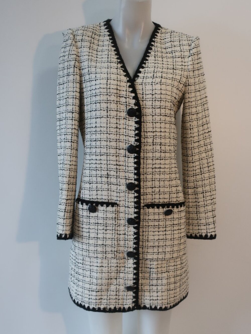 Womens Veronica Beard Palatine (Item-97) White Black Tweed Boucle V-Neck Dress 4 - Picture 6 of 16